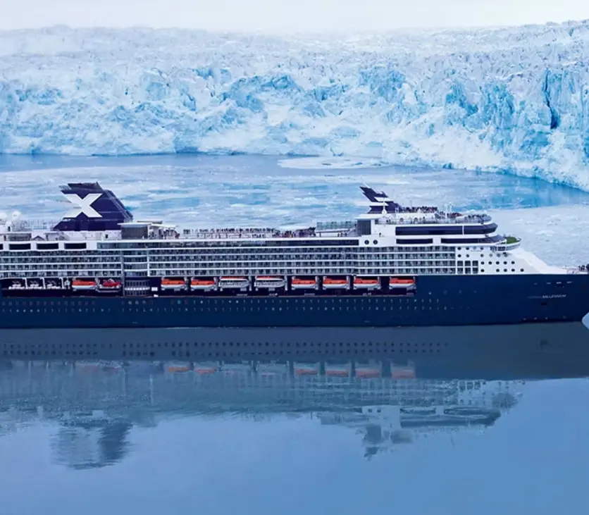 Image of Celebrity ship adjacent to Hubbard Glacier