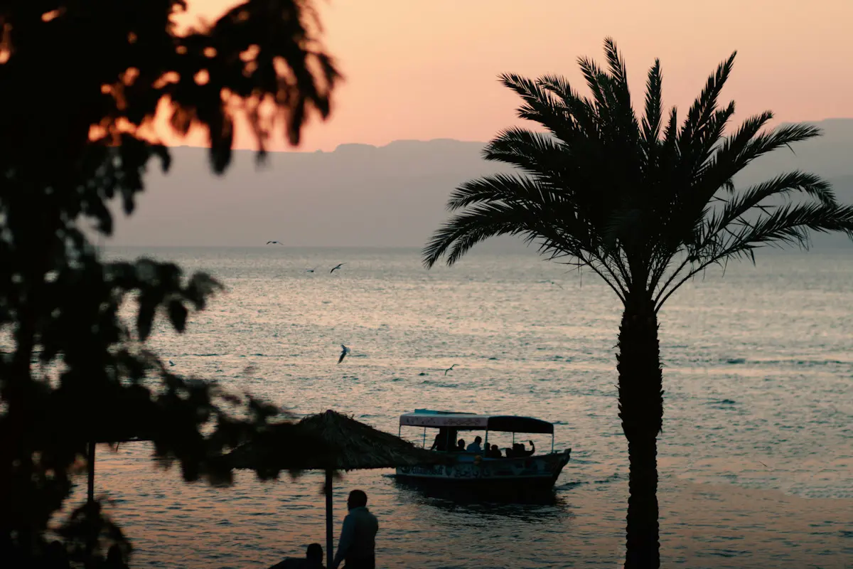 Image shows the seashore at the town of Aqaba, Jordan